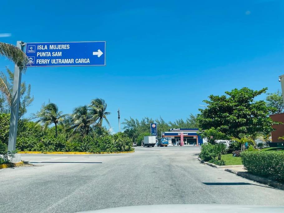 Punta Me Apartments & Rooms In Punta Sam Ferry Beach 칸쿤 외부 사진